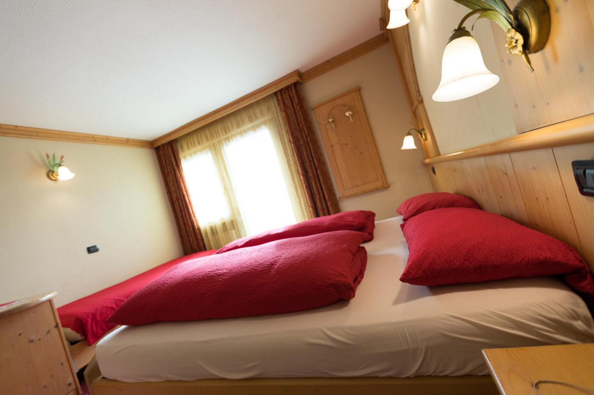 Hotel Champagne Livigno Ngoại thất bức ảnh