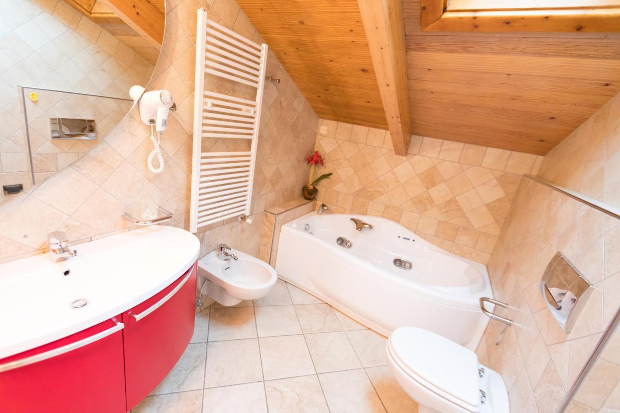 Hotel Champagne Livigno Ngoại thất bức ảnh