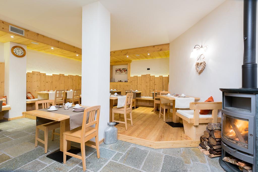 Hotel Champagne Livigno Ngoại thất bức ảnh