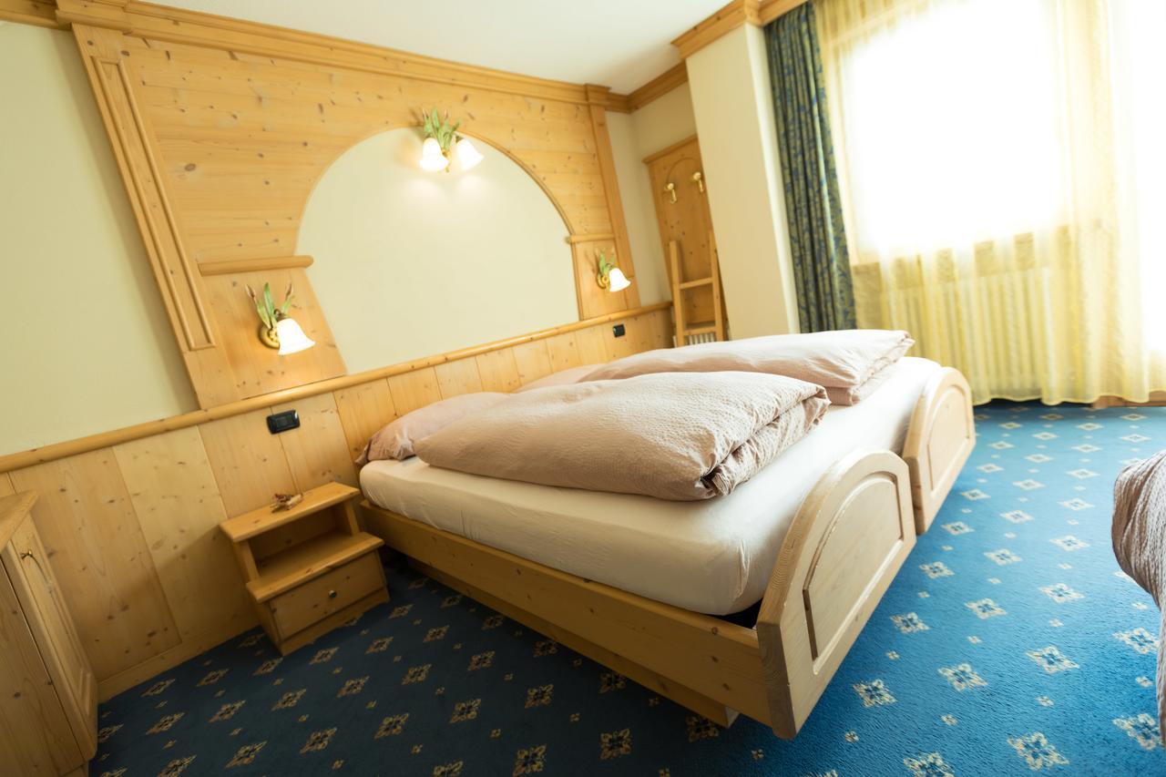 Hotel Champagne Livigno Ngoại thất bức ảnh
