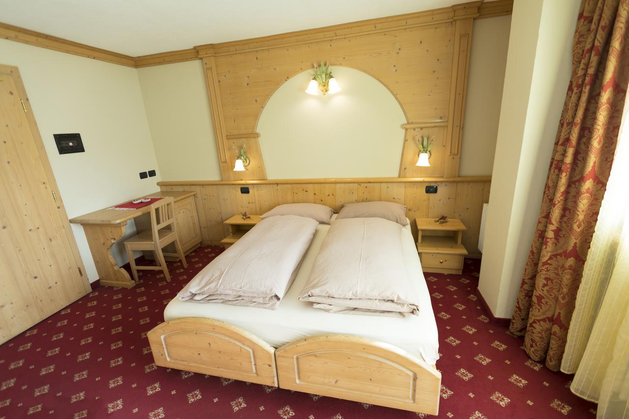 Hotel Champagne Livigno Ngoại thất bức ảnh
